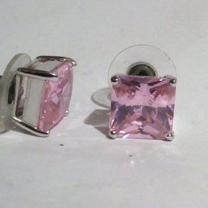 14k white gold pink topaz stud
